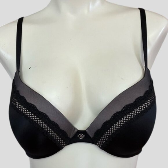 💕2/$35💕Victoria's Secret Very Serxy Black & Nude Push up Bra Size 32C/34B - Picture 1 of 6